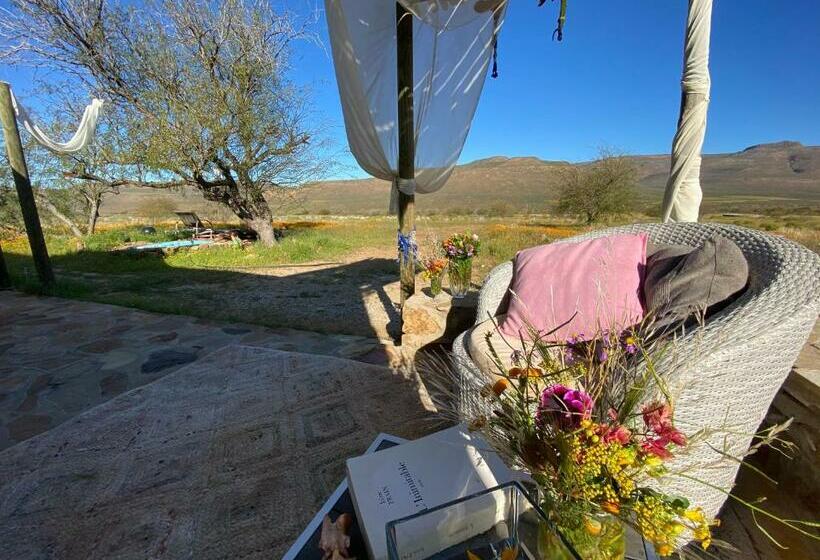 بنسيون Iziba Principality