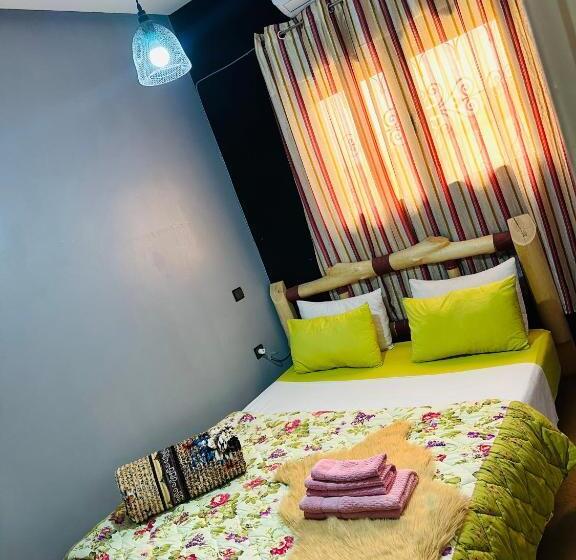 پانسیون The Best Stop