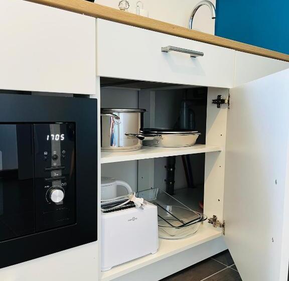 פנסיון Un Coin Tropical En Provence !