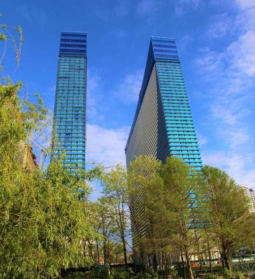 Sea View Aparthotel In Batumi