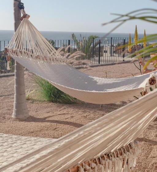 Topia Retreat Piscina Suite Norte