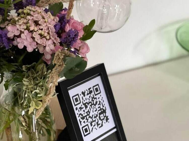 2 Bed Grade 2   Dates Back To 1500 S