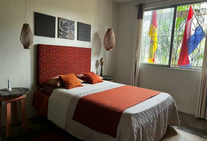 Bed and Breakfast Otorongo Guest House