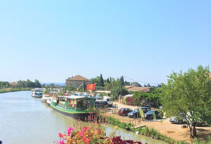 Cheriedel Bed & Breakfast & Art Gallery