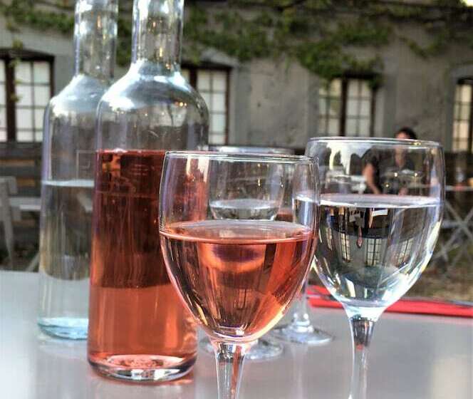 Cheriedel Bed & Breakfast & Art Gallery