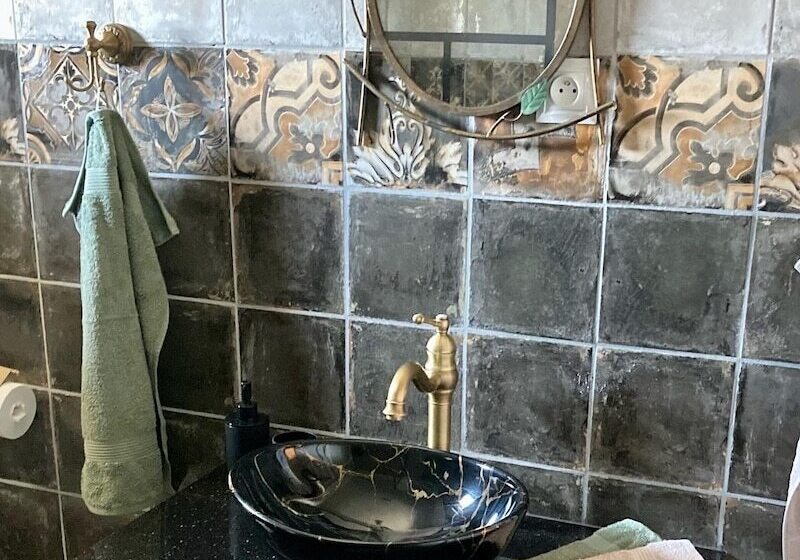 Cheriedel Bed & Breakfast & Art Gallery