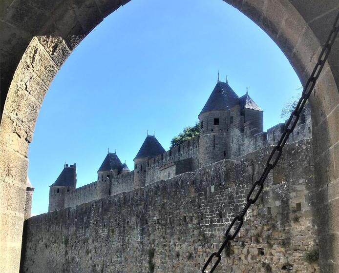 Cheriedel Bed & Breakfast & Art Gallery