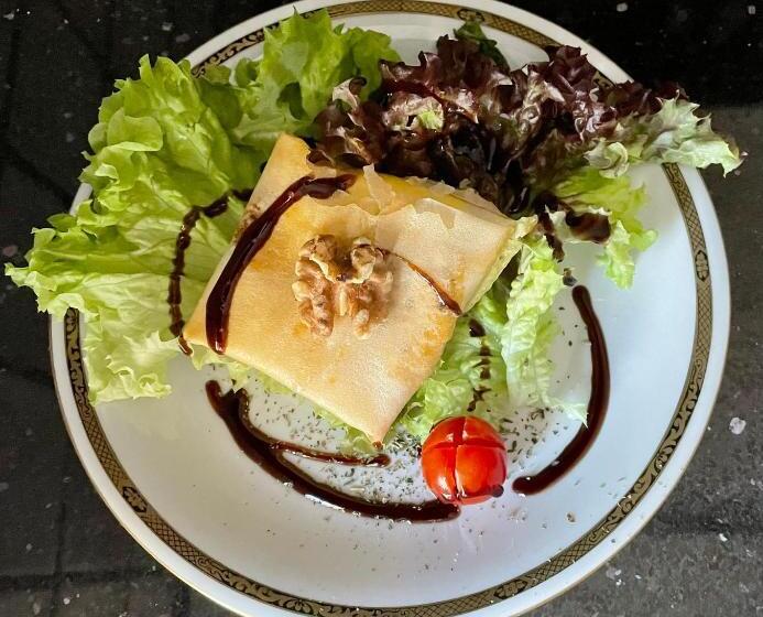 Cheriedel Bed & Breakfast & Art Gallery