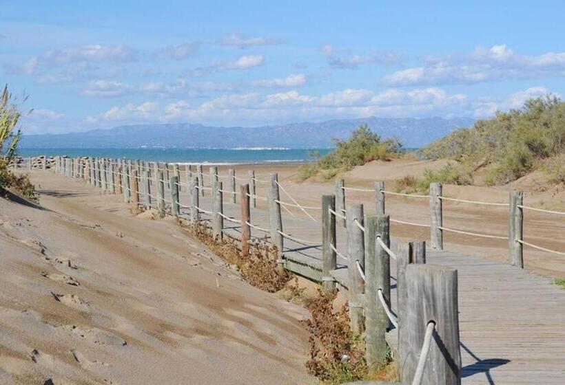 Отель Hostal Restaurant Paca