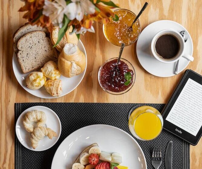 בית מלון כפרי Intercity Canoas