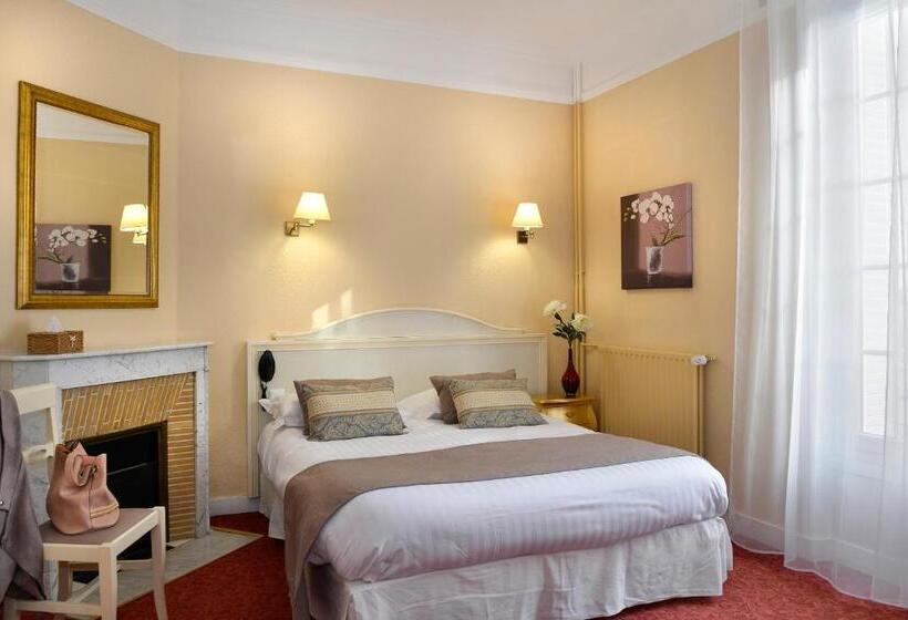 Отель Logis Hôtel Restaurant Le Parc