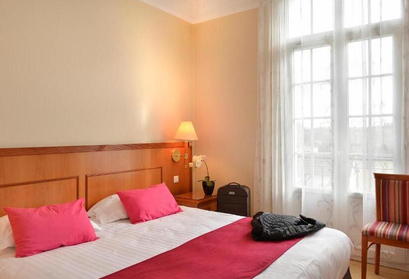 Отель Logis Hôtel Restaurant Le Parc