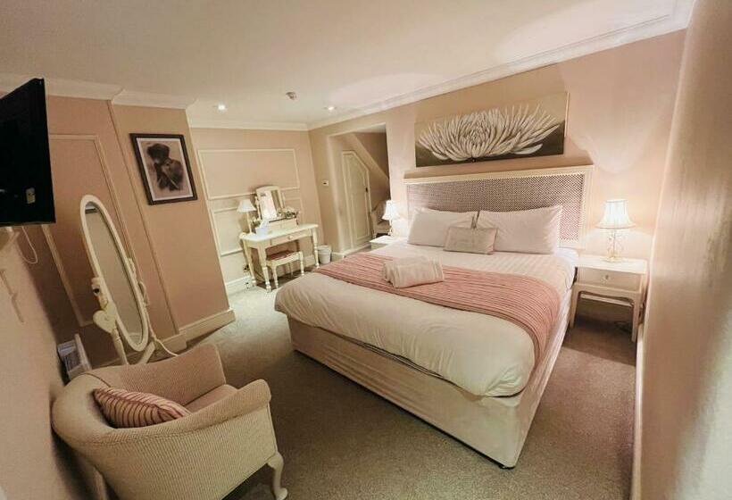 בית מלון כפרי The Poachers