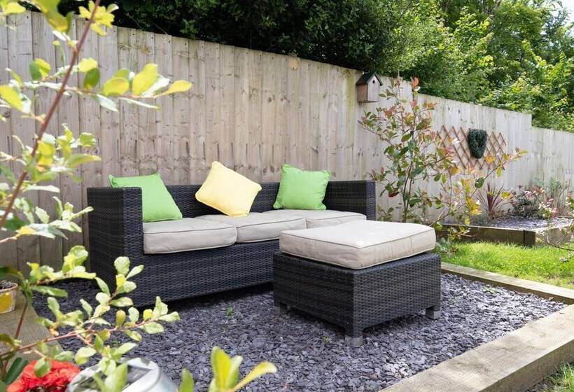 Parsonage Cottage Peaceful, Dog Friendly Cottage