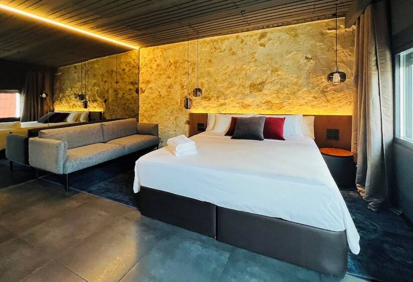 Apartaestudios Evolution Luxury