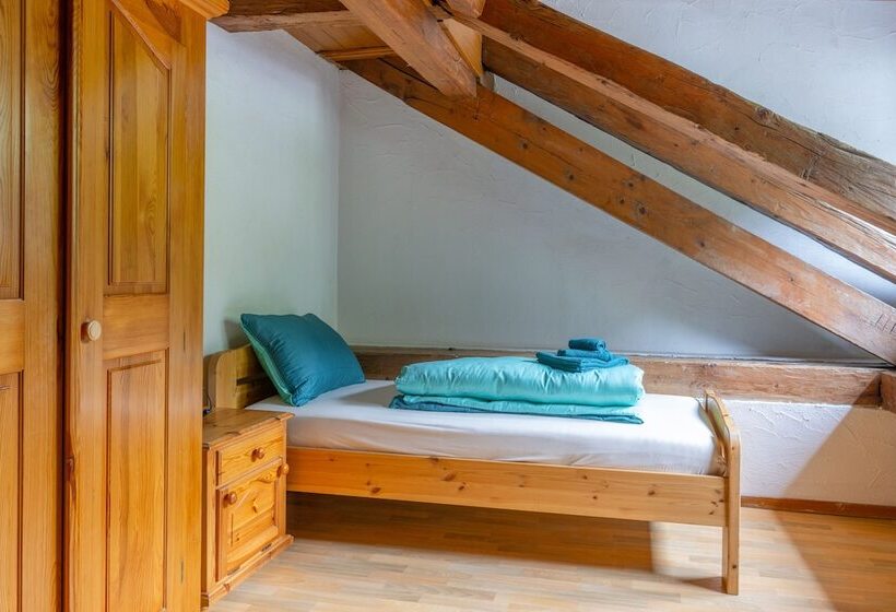 Chrona Bed & Breakfast