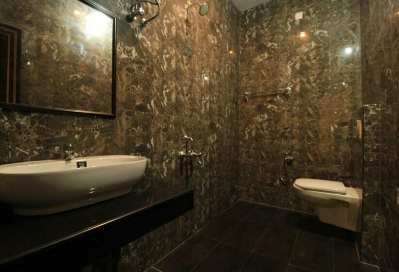 酒店 Bansuri Beach Resorts