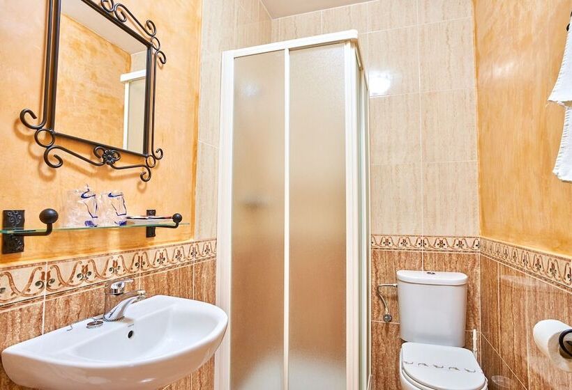 بنسيون El Mirador Del Valle