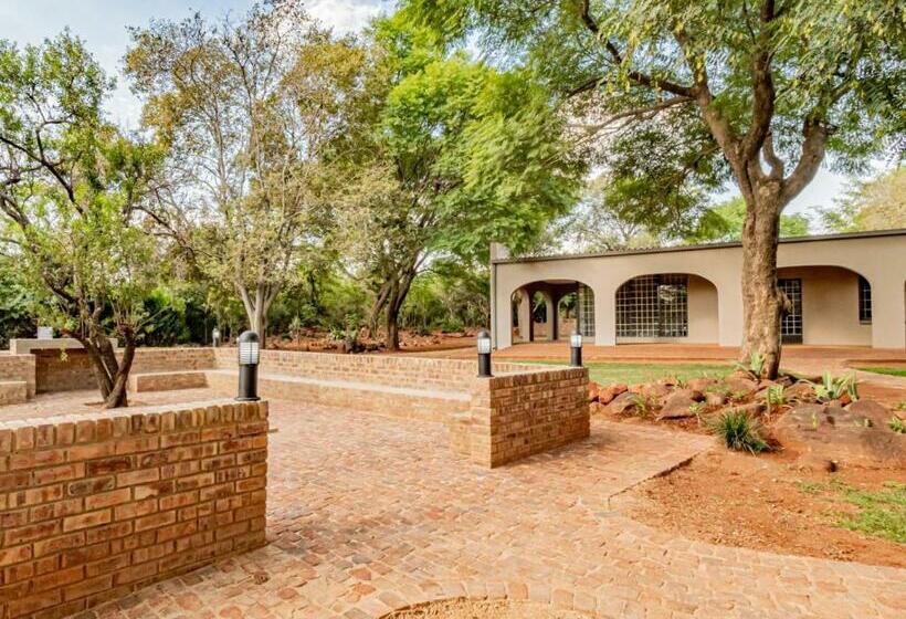 膳宿费 Featherwood Farm & Nyala Lodge