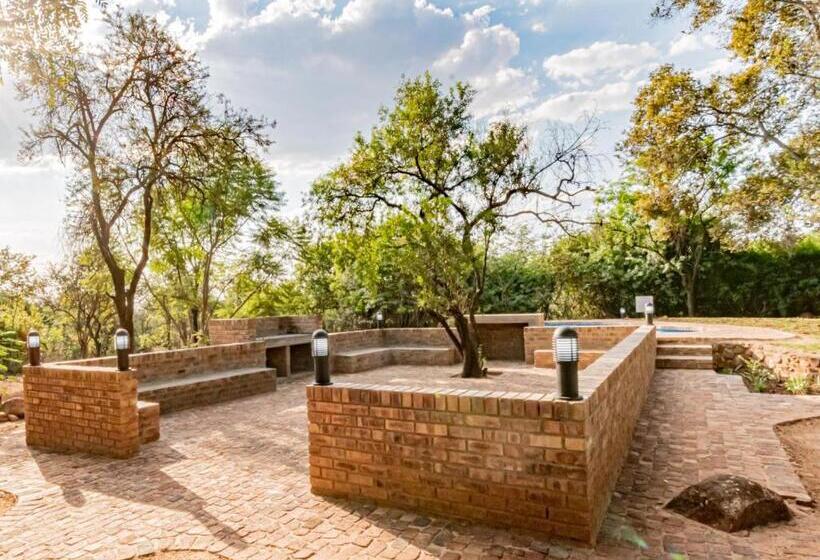 膳宿费 Featherwood Farm & Nyala Lodge