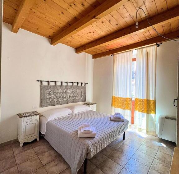 פנסיון La Vecchia Torre