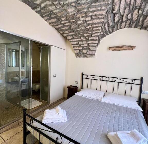 פנסיון La Vecchia Torre