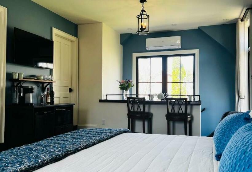 ペンション Stone S Throw Stratford