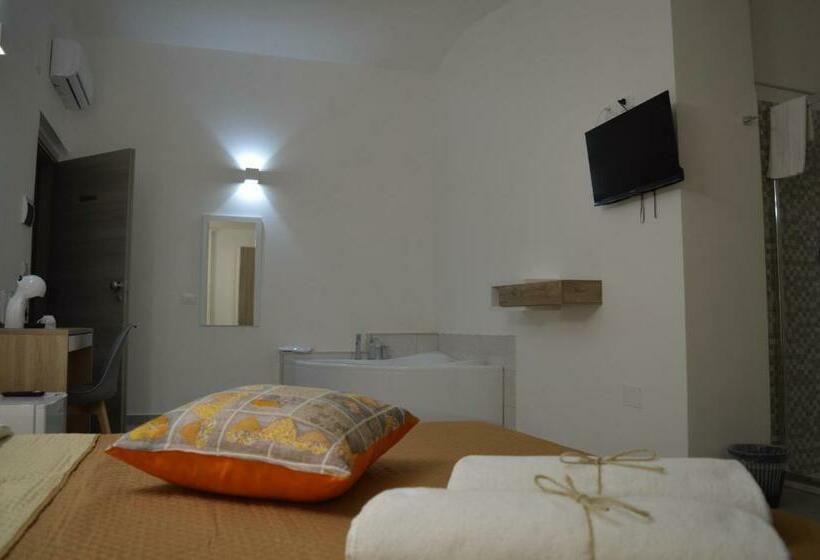 Valle Degli Ulivi B&b Camera King Superior Con Vasca Idromassaggio