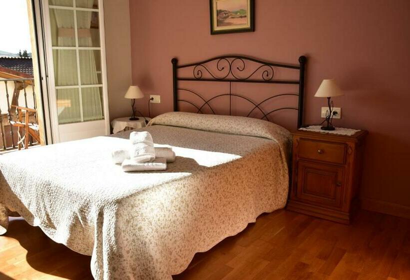 مبيت وإفطار Casa Raichu