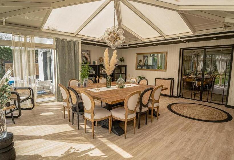 مبيت وإفطار La Parenthese Du Las