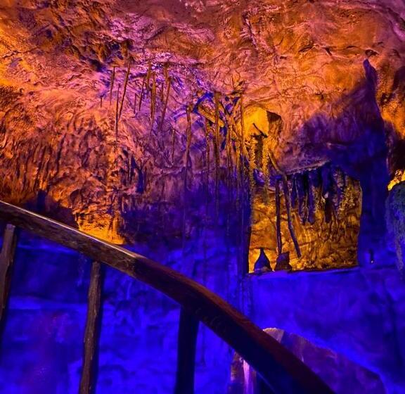 Отель Nagaste Sensuous Travels