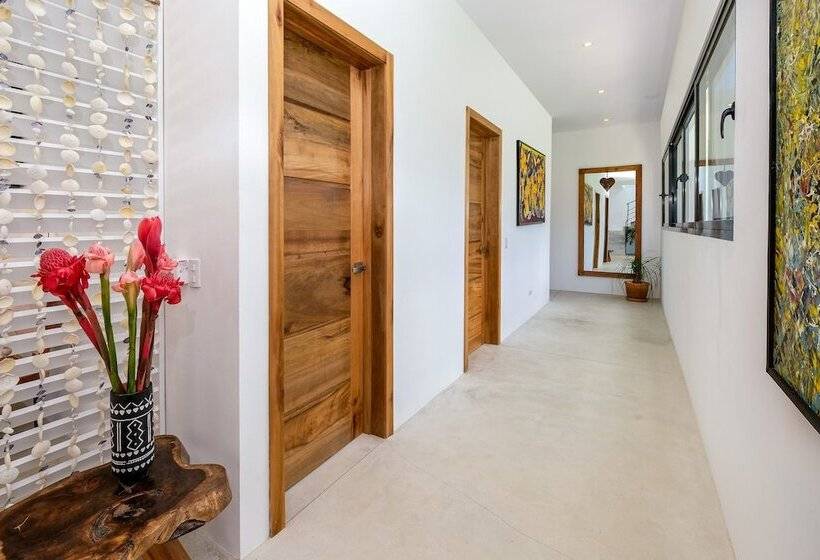 Magnificent New Modern Villa With Sea View 5 Bedrooms