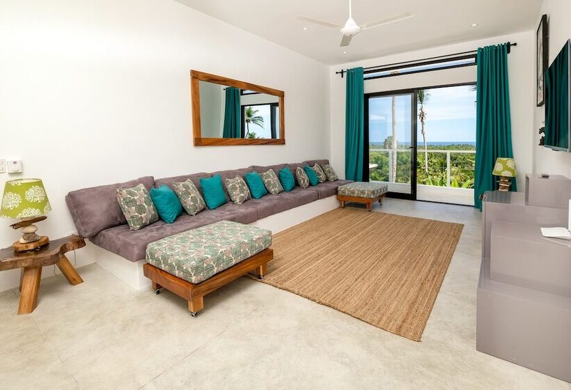 Magnificent New Modern Villa With Sea View 5 Bedrooms
