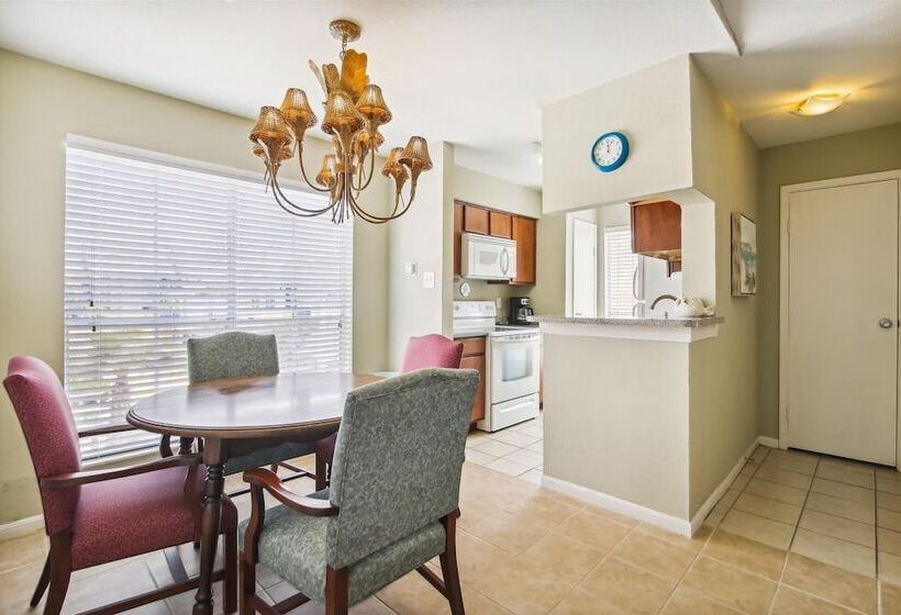 Palms At Cove View 1704   Glowing Fun