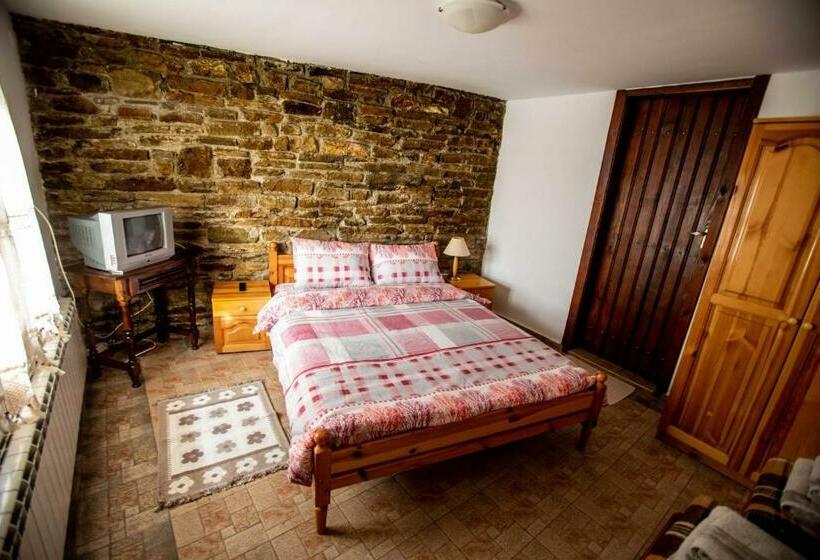 Pension (Hôtel basse catégorie) фильовата къща