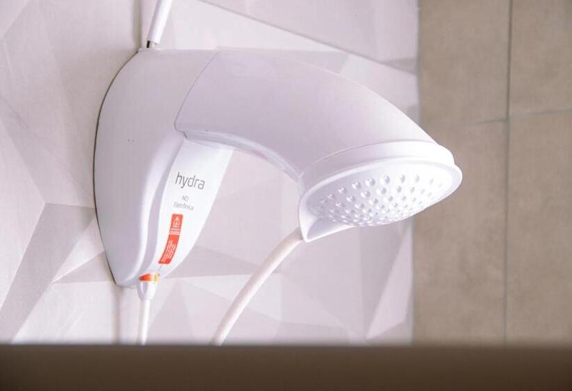 פנסיון Pouso Primavera