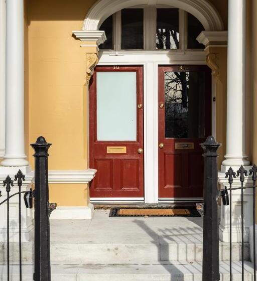 Star Struck On Stuart