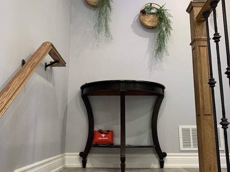 Ambiance By The Falls Cozy Suite