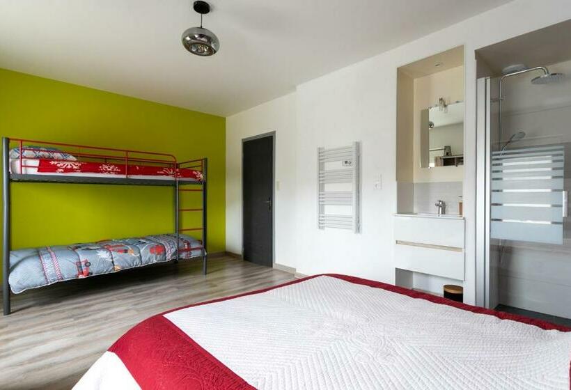 مبيت وإفطار Les Hortensias   Les Chambres De Kergrist