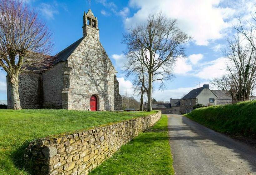 مبيت وإفطار Les Hortensias   Les Chambres De Kergrist