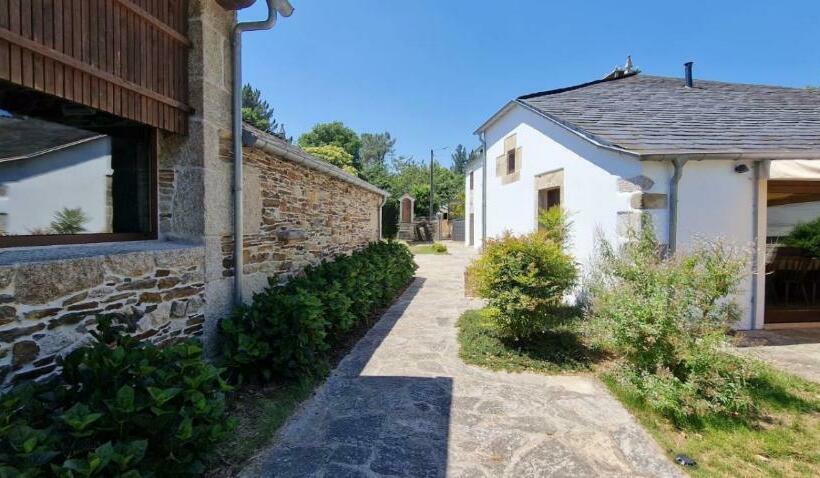 Пансион Habitaciones La Cuevona De Guitiriz Lugo