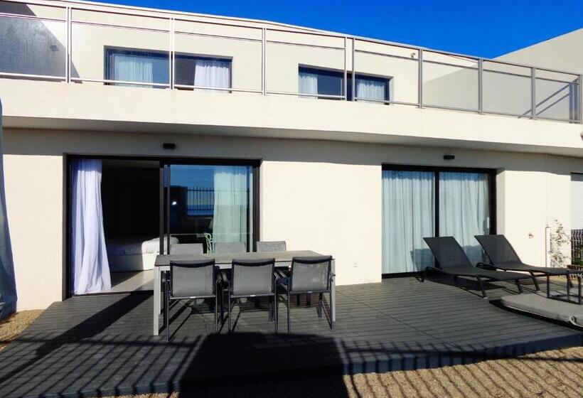 ホテル Le Nautilia Résidence De Luxe Réservée Aux Couples