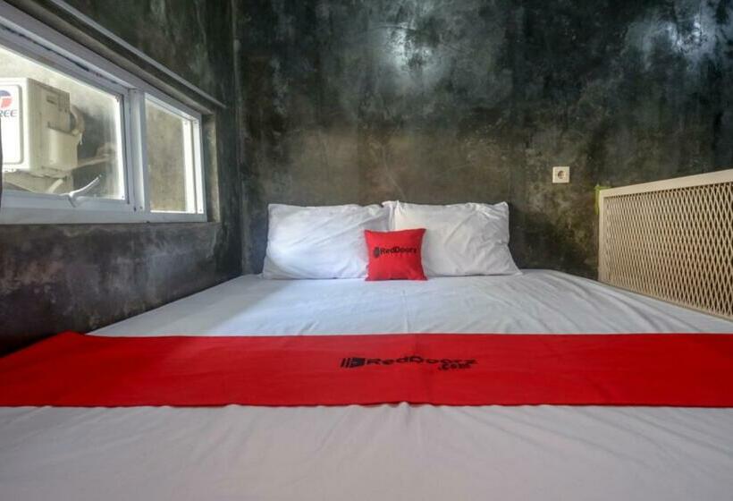 酒店 Reddoorz Near Jumbo Mall Sragen