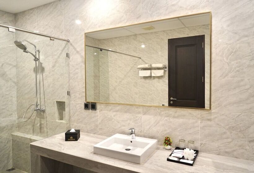 هتل Rylich Panorama