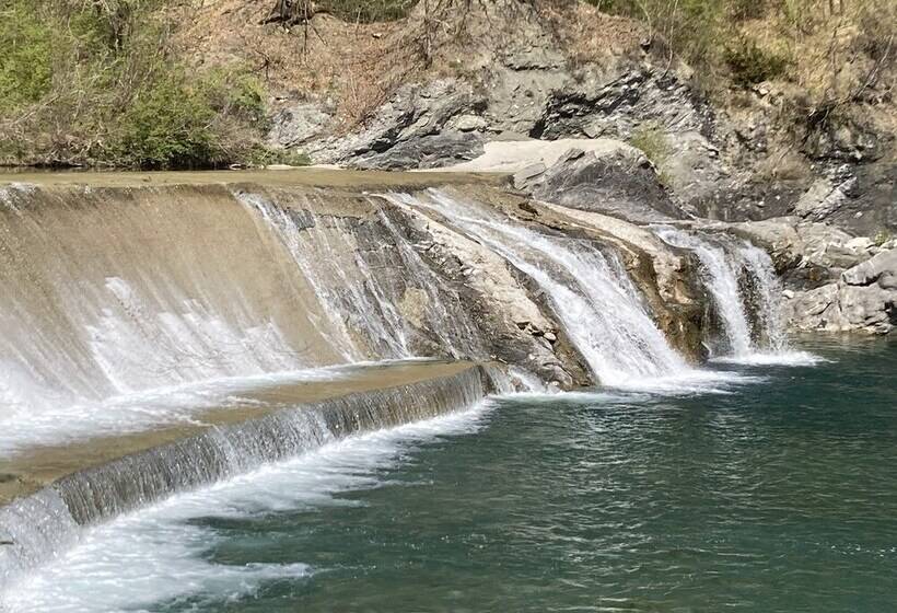 Lovely 1 Bed Studio In Borgo Val Di Taro