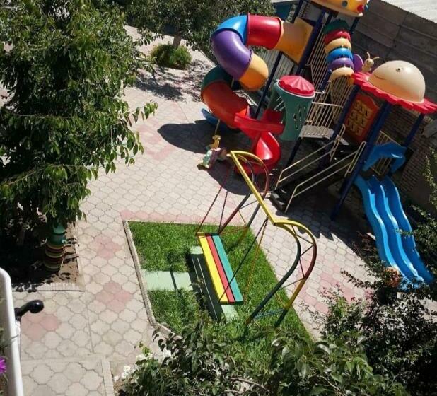 پانسیون гостевой дом асель