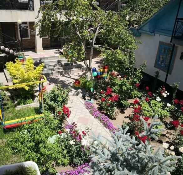 پانسیون гостевой дом асель