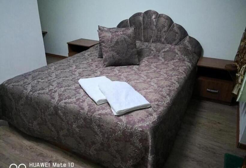 پانسیون гостевой дом асель