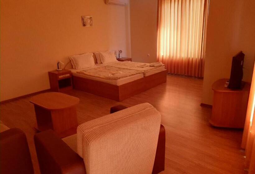 Panzió къща старият кестен