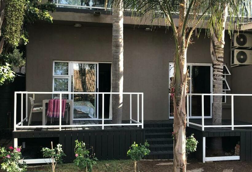 פנסיון Fiori Rosa